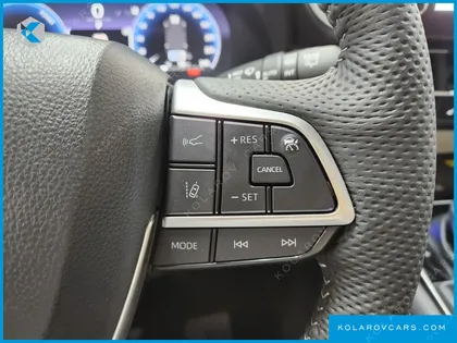 TOYOTA SIENNA 2.5 HYBRID 2WD