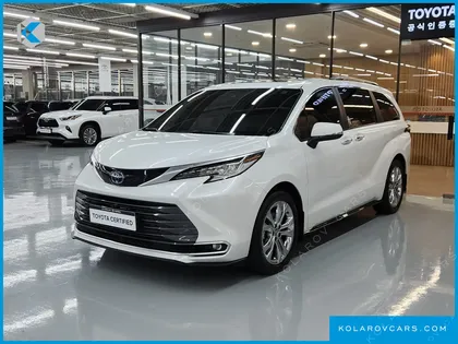 TOYOTA SIENNA 2.5 HYBRID 2WD