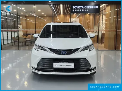 TOYOTA SIENNA 2.5 HYBRID 2WD