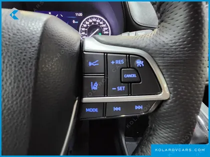 TOYOTA SIENNA 2.5 HYBRID 2WD