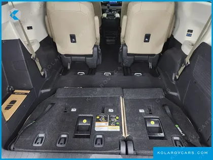 TOYOTA SIENNA 2.5 HYBRID 2WD