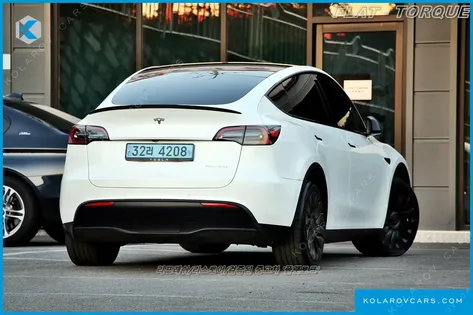 TESLA MODEL Y LONG RANGE AWD