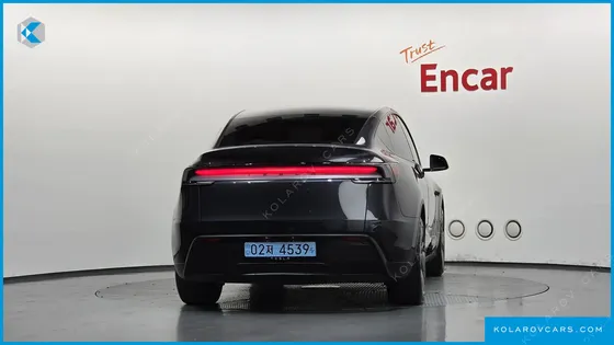 TESLA MODEL Y RWD