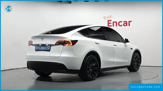 TESLA MODEL Y RWD
