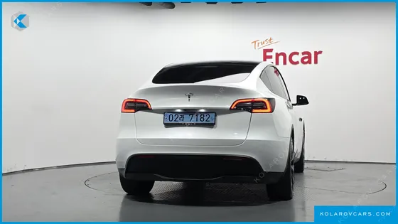 TESLA MODEL Y RWD