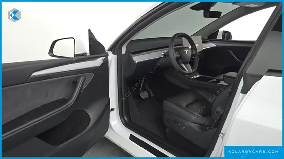 TESLA MODEL Y RWD