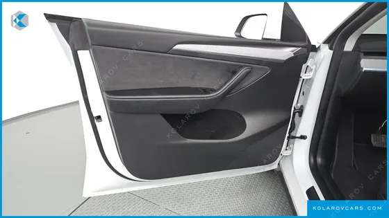 TESLA MODEL Y RWD