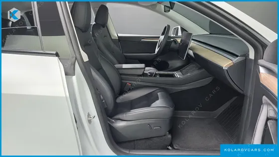 TESLA MODEL Y RWD