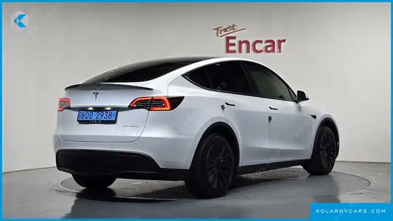 TESLA MODEL Y LONG RANGE AWD