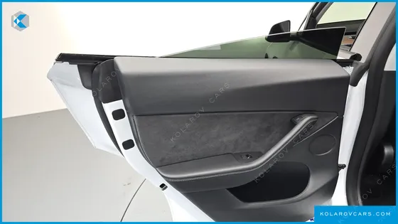 TESLA MODEL Y LONG RANGE AWD