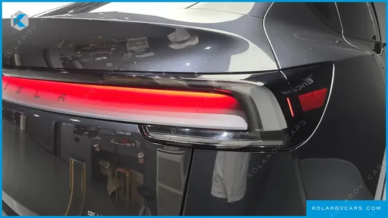 TESLA MODEL Y PREMIUM LONG RANGE AWD