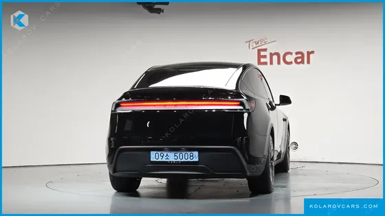 TESLA MODEL Y RWD