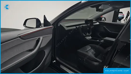 TESLA MODEL Y RWD