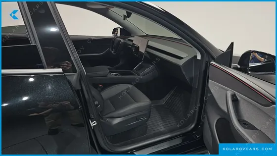 TESLA MODEL Y RWD