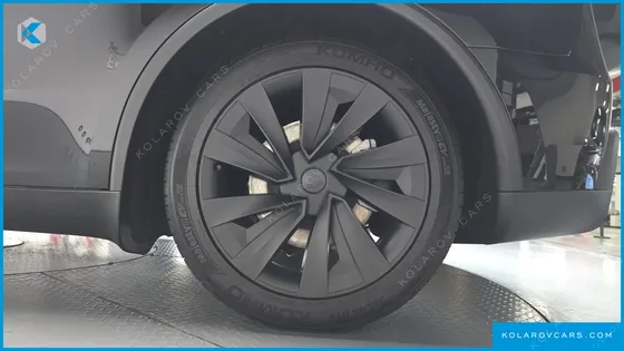 TESLA MODEL Y RWD