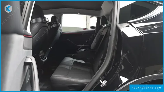 TESLA MODEL Y RWD