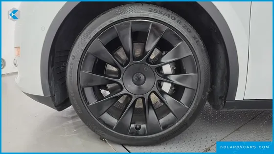 TESLA MODEL Y LONG RANGE AWD