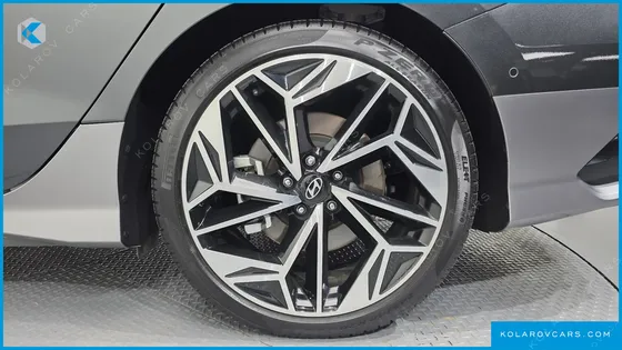 HYUNDAI IONIQ 6 LONG RANGE