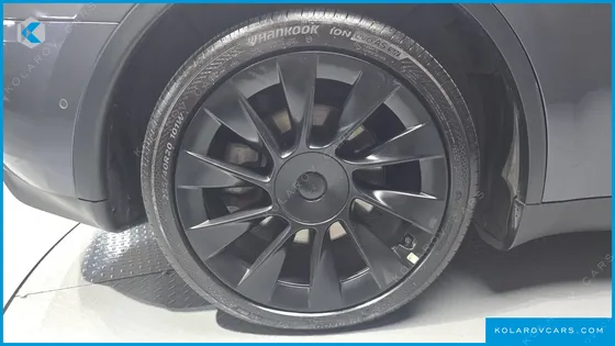 TESLA MODEL Y LONG RANGE AWD