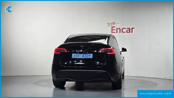 TESLA MODEL Y RWD