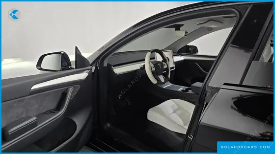 TESLA MODEL Y RWD