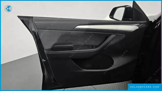 TESLA MODEL Y RWD