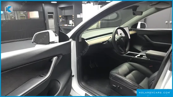 TESLA MODEL Y STANDARD RANGE RWD
