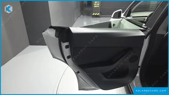 TESLA MODEL Y STANDARD RANGE RWD