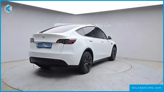 TESLA MODEL Y RWD