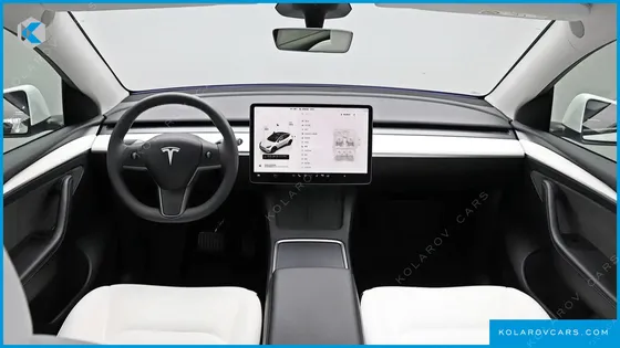 TESLA MODEL Y RWD