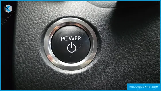TOYOTA CAMRY 2.5 XLE HYBRID