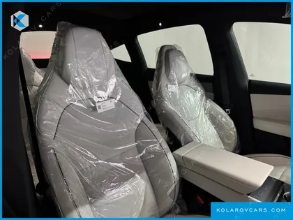 TESLA MODEL Y L LONG RANGE AWD