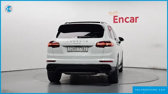 PORSCHE CAYENNE 3.0 DIESEL PLATIUM EDITION