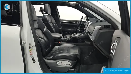PORSCHE CAYENNE 3.0 DIESEL PLATIUM EDITION