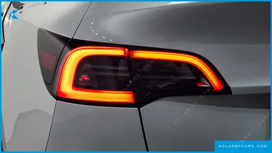TESLA MODEL Y RWD
