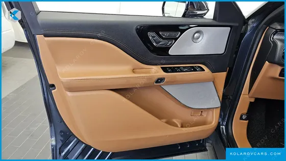 LINCOLN AVIATOR 3.0 BLACK LABEL AWD