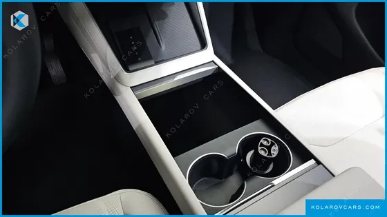 TESLA MODEL Y PREMIUM RWD