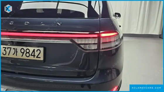 LINCOLN AVIATOR 3.0 BLACK LABEL AWD