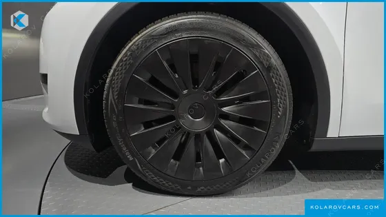 TESLA MODEL Y RWD
