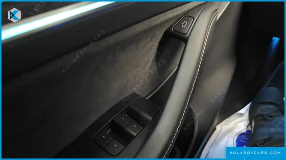 TESLA MODEL Y RWD