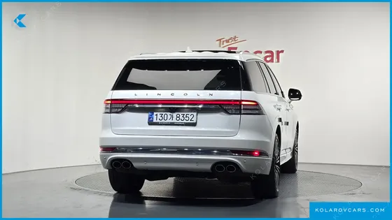 LINCOLN AVIATOR 3.0 BLACK LABEL AWD
