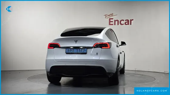 TESLA MODEL Y LONG RANGE AWD