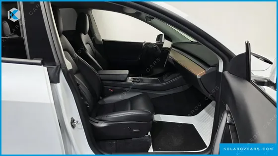 TESLA MODEL Y LONG RANGE AWD