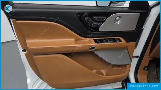 LINCOLN AVIATOR 3.0 BLACK LABEL AWD