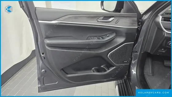 JEEP CHEROKEE 3.6 LIMITED