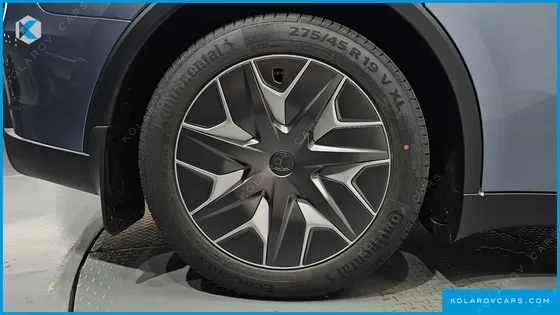 TESLA MODEL Y L LONG RANGE AWD