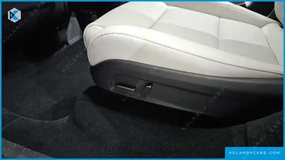 TESLA MODEL Y L LONG RANGE AWD