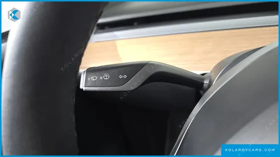 TESLA MODEL Y STANDARD RANGE RWD
