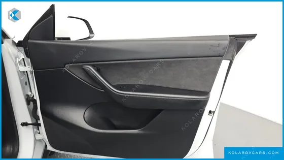 TESLA MODEL Y STANDARD RANGE RWD