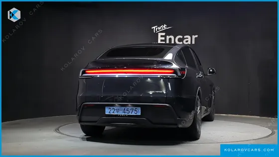 TESLA MODEL Y PREMIUM LONG RANGE AWD
